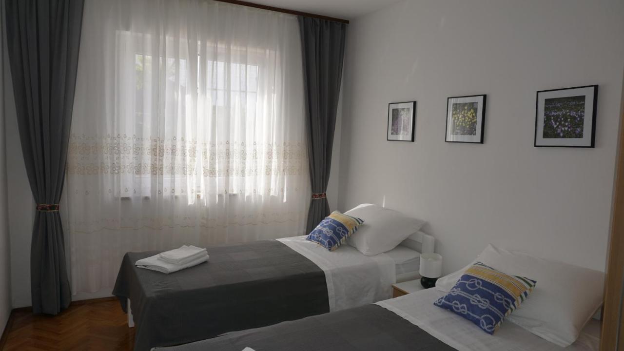 Apartment Zuza Krk Krk Town Buitenkant foto