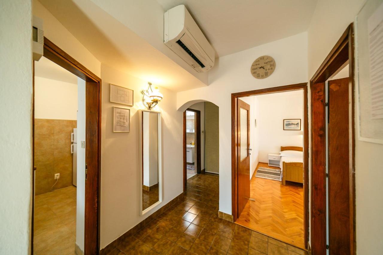 Apartment Zuza Krk Krk Town Buitenkant foto